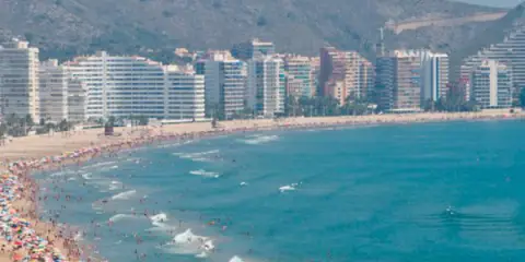 LA BAHÍA DE LOS NARANJOS