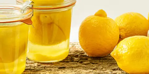 Limones Fermentados: Sabor Exótico, Conservación Natural y Beneficios Probióticos